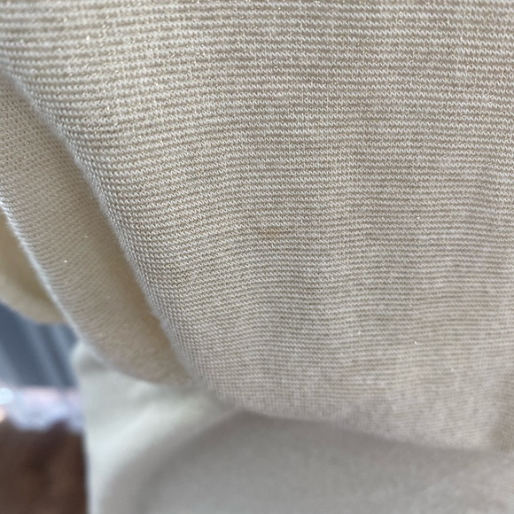 MNG casual top 4 items for $20 - Picture 3 of 7